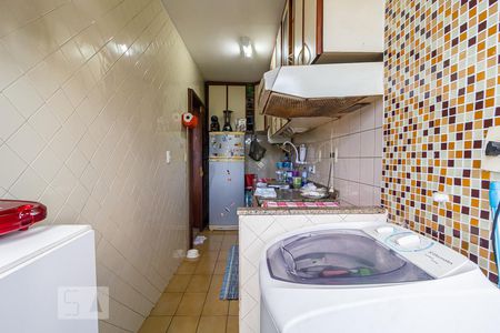 Apartamento à venda com 55m², 2 quartos e 1 vagaCozinha e Área de Serviço