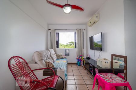Sala de apartamento à venda com 2 quartos, 55m² em Jacarepaguá, Rio de Janeiro