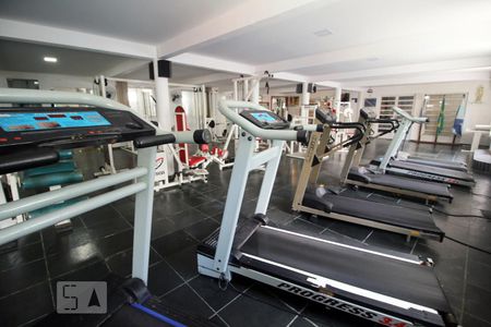 Apartamento à venda com 55m², 2 quartos e 1 vaga Apartamento à venda com 55m², 2 quartos e 1 vagaAcademia