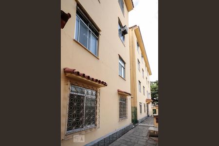 Apartamento à venda com 60m², 2 quartos e sem vagaFrente