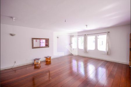 Sala de casa para alugar com 3 quartos, 340m² em Vila Brasílio Machado, São Paulo