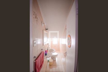 Lavabo de casa para alugar com 3 quartos, 340m² em Vila Brasílio Machado, São Paulo