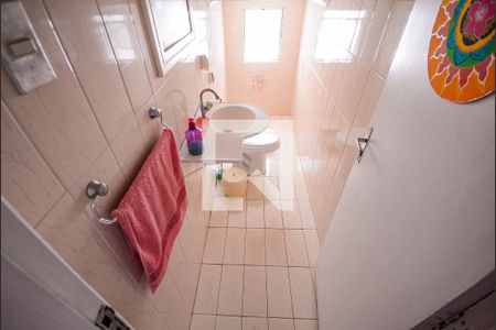 Lavabo de casa para alugar com 3 quartos, 340m² em Vila Brasílio Machado, São Paulo