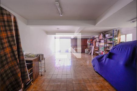 Casa à venda com 340m², 3 quartos e 6 vagasGaragem