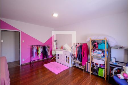 Casa à venda com 340m², 3 quartos e 6 vagasQuarto 2