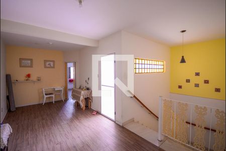 Casa à venda com 340m², 3 quartos e 6 vagasCirculação Superior