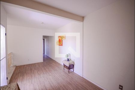 Casa à venda com 340m², 3 quartos e 6 vagasCirculação Superior