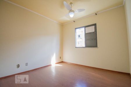Apartamento à venda com 78m², 3 quartos e 1 vagaQuarto 2