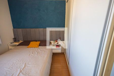 Quarto 2 de apartamento para alugar com 3 quartos, 58m² em Santa Amélia, Belo Horizonte