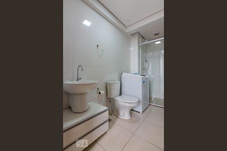 Banheiro e Lavanderia  de kitnet/studio para alugar com 1 quarto, 31m² em Centro, Belo Horizonte