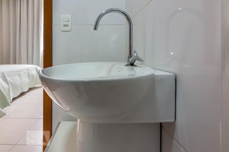 Torneira Banheiro e Lavanderia  de kitnet/studio para alugar com 1 quarto, 31m² em Centro, Belo Horizonte