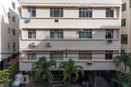 Vista do Quarto 1 de apartamento para alugar com 2 quartos, 57m² em Tijuca, Rio de Janeiro