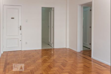 Sala de apartamento para alugar com 2 quartos, 57m² em Tijuca, Rio de Janeiro