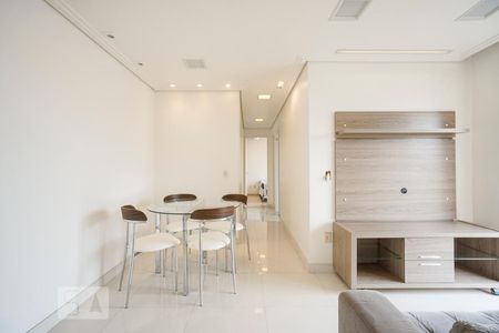 Sala de apartamento para alugar com 2 quartos, 50m² em Luz, São Paulo