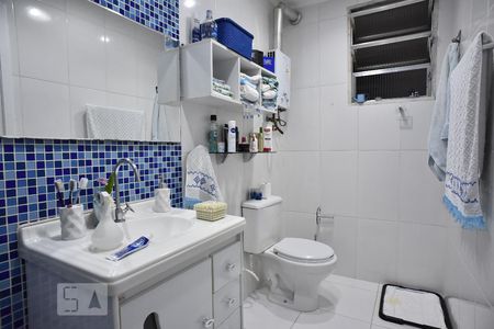 Apartamento para alugar com 85m², 2 quartos e 2 vagasBanheiro