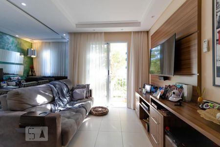 Sala de TV de apartamento para alugar com 2 quartos, 70m² em Vila Costa E Silva, Campinas