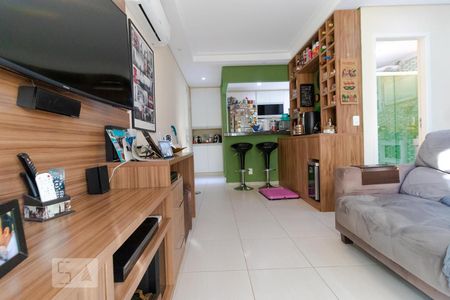 Sala de TV e Bar de apartamento para alugar com 2 quartos, 70m² em Vila Costa E Silva, Campinas