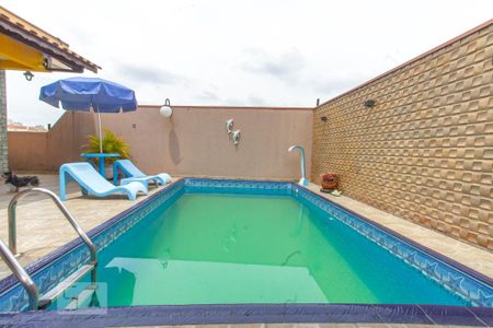 Casa à venda com 700m², 4 quartos e 8 vagasPiscina