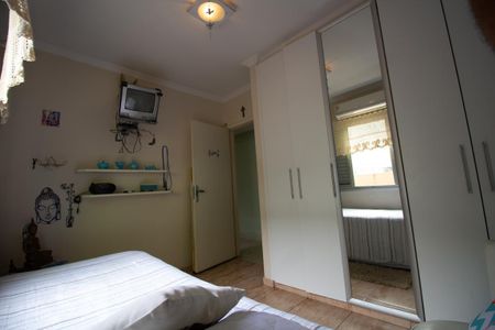 Casa à venda com 700m², 4 quartos e 8 vagas Casa à venda com 700m², 4 quartos e 8 vagasQuarto 3