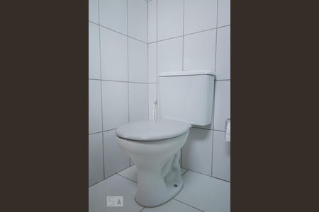 Apartamento para alugar com 45m², 1 quarto e 1 vagaDetalhe do Banheiro da Suíte - Sanitário