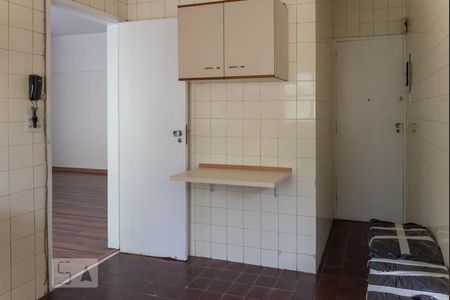 Apartamento à venda com 95m², 3 quartos e 2 vagasCozinha 
