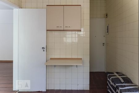 Apartamento à venda com 95m², 3 quartos e 2 vagasCozinha 