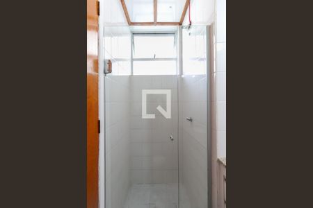 Apartamento à venda com 70m², 2 quartos e 2 vagas Apartamento à venda com 70m², 2 quartos e 2 vagasBanheiro da Suíte