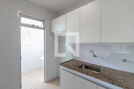Apartamento à venda com 70m², 2 quartos e 2 vagas Apartamento à venda com 70m², 2 quartos e 2 vagasCozinha