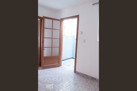 Casa à venda com 145m², 2 quartos e 2 vagasCozinha
