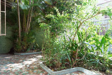 Casa à venda com 145m², 2 quartos e 2 vagasQuintal