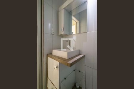 Banheiro de apartamento para alugar com 1 quarto, 36m² em Rio Branco, Porto Alegre