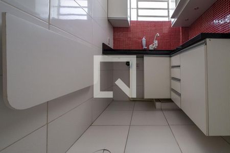 Apartamento à venda com 36m², 1 quarto e sem vaga Apartamento à venda com 36m², 1 quarto e sem vagaCozinha e Área de Serviço