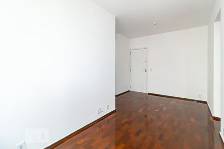 Sala de apartamento para alugar com 2 quartos, 63m² em Tanque, Rio de Janeiro