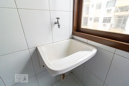 Apartamento para alugar com 63m², 2 quartos e 1 vagaÁrea de Serviço