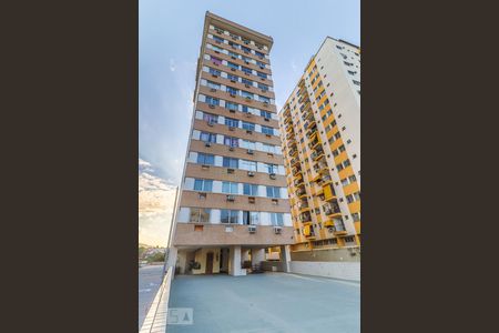 Apartamento para alugar com 63m², 2 quartos e 1 vagaFachada