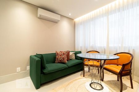 Sala de apartamento para alugar com 1 quarto, 40m² em Cerqueira César, São Paulo