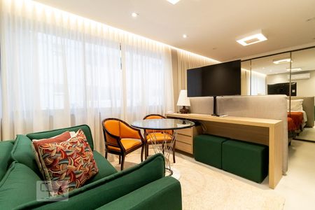 Sala de apartamento para alugar com 1 quarto, 40m² em Cerqueira César, São Paulo