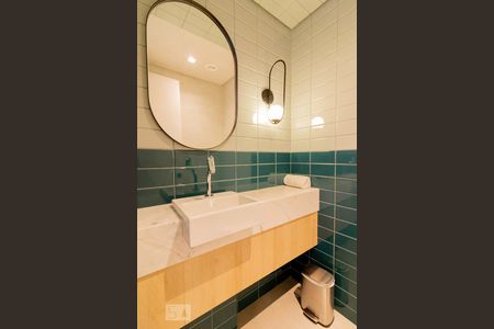 Lavabo de apartamento para alugar com 1 quarto, 56m² em Itaim Bibi, São Paulo