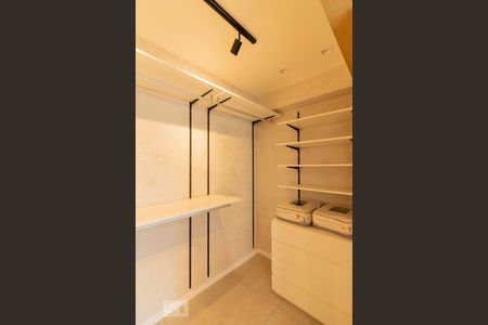 Apartamento para alugar com 56m², 1 quarto e 1 vaga Apartamento para alugar com 56m², 1 quarto e 1 vagaCloset