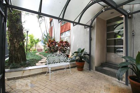 Apartamento à venda com 84m², 3 quartos e 1 vagaEntrada