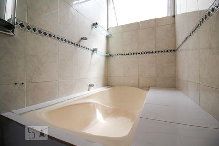 Apartamento à venda com 84m², 3 quartos e 1 vagaBanheiro da Suíte 