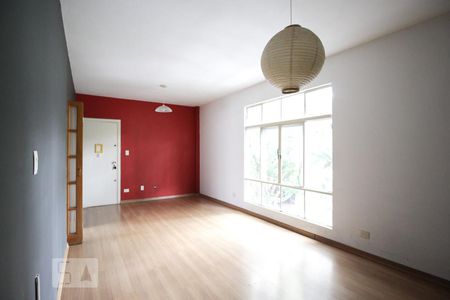 Sala de apartamento à venda com 3 quartos, 84m² em Vila Olímpia, São Paulo