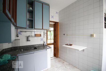 Apartamento à venda com 84m², 3 quartos e 1 vagaCozinha 