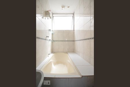 Apartamento à venda com 84m², 3 quartos e 1 vagaBanheiro da Suíte 