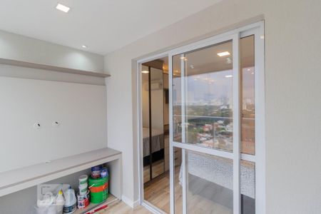 Studio para alugar com 27m², 1 quarto e 1 vaga Studio para alugar com 27m², 1 quarto e 1 vagaVaranda