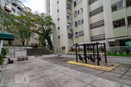 Apartamento à venda com 87m², 2 quartos e 1 vagaÁrea Comum - Playground