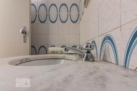 Apartamento à venda com 110m², 3 quartos e 2 vagasTorneira Banheiro Quarto 2 Suíte