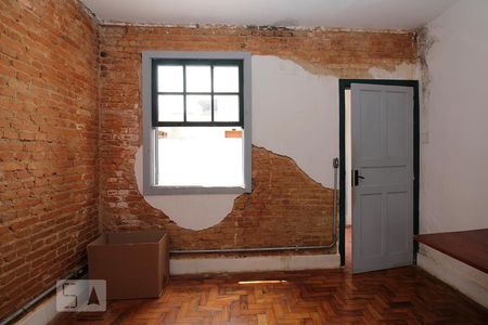 Casa à venda com 270m², 3 quartos e 2 vagas Casa à venda com 270m², 3 quartos e 2 vagasQuarto 3