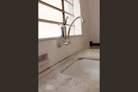 Casa à venda com 270m², 3 quartos e 2 vagas Casa à venda com 270m², 3 quartos e 2 vagasCozinha - Detalhe torneira