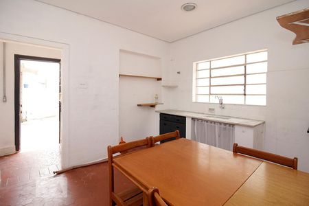 Casa à venda com 270m², 3 quartos e 2 vagas Casa à venda com 270m², 3 quartos e 2 vagasCozinha